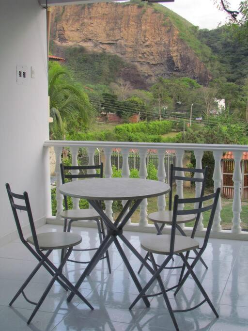 Casa Familiar Y De Descanso Villa Lorenza - Apulo Cund. Eksteriør billede