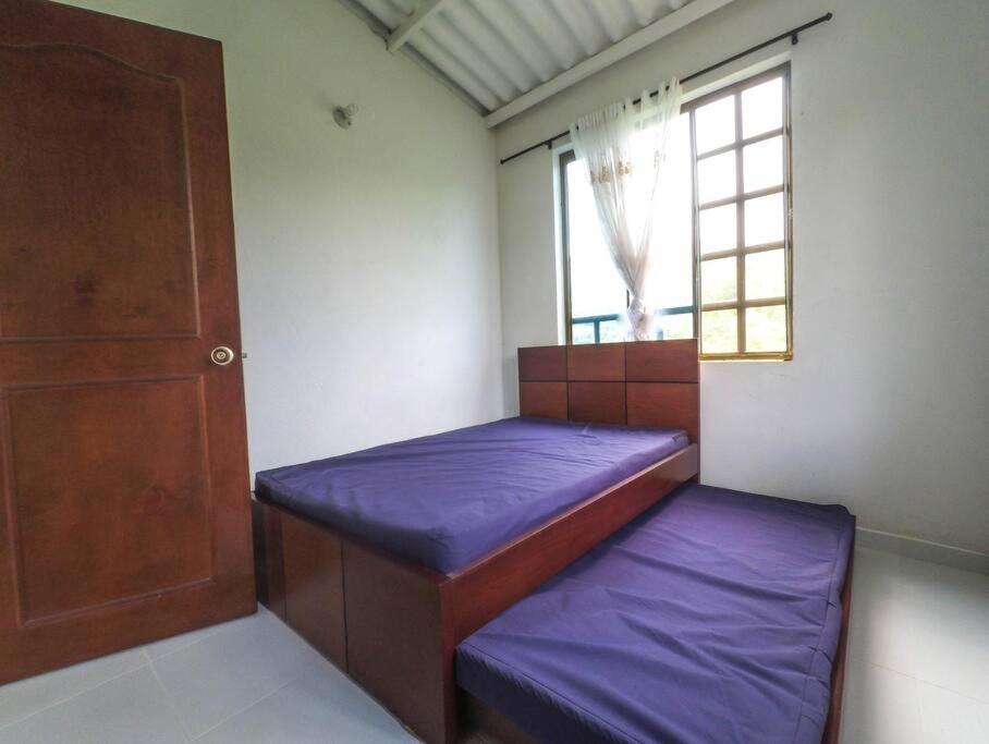 Casa Familiar Y De Descanso Villa Lorenza - Apulo Cund. Eksteriør billede