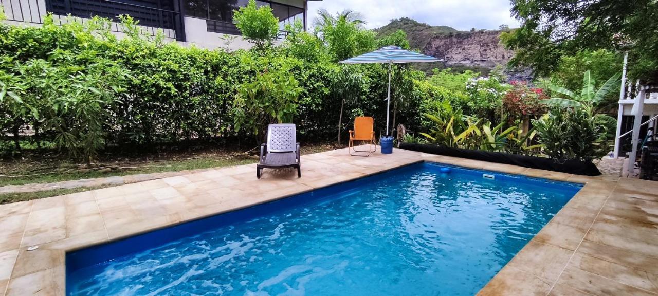 Casa Familiar Y De Descanso Villa Lorenza - Apulo Cund. Eksteriør billede